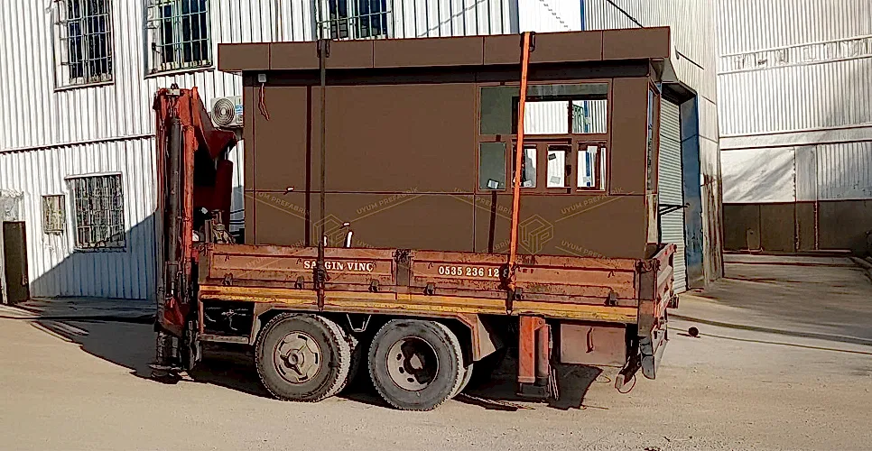 Kompozit Kaplamalı Modern Kabin 